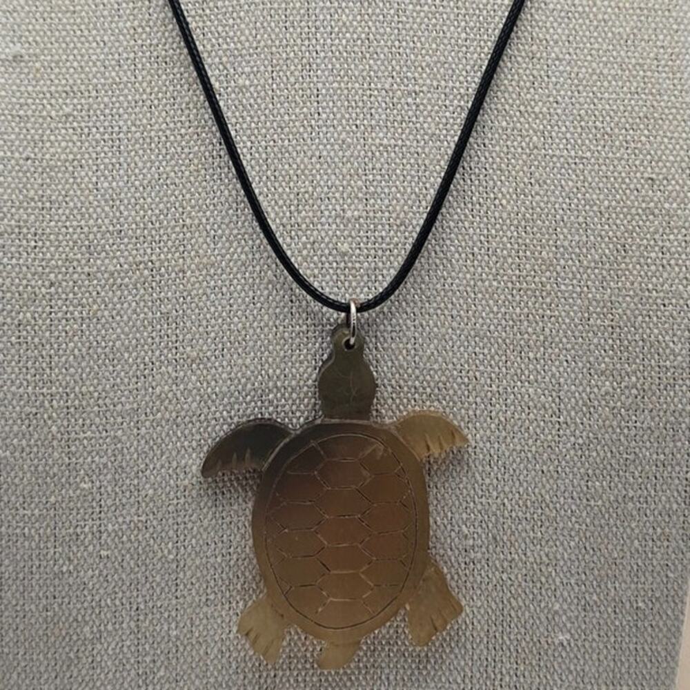 Brown Turtle Pendant Necklace